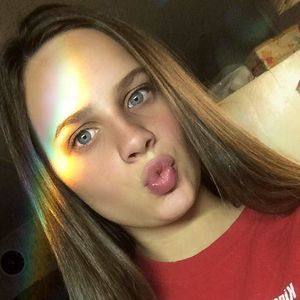 Meet your Posher, Laney